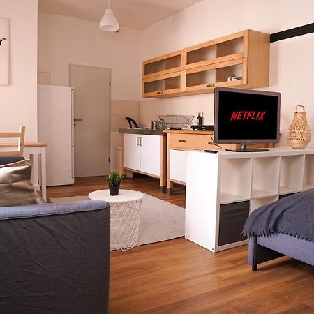 Fullhouse - Halle - T28 - Panda Apartment Екстер'єр фото