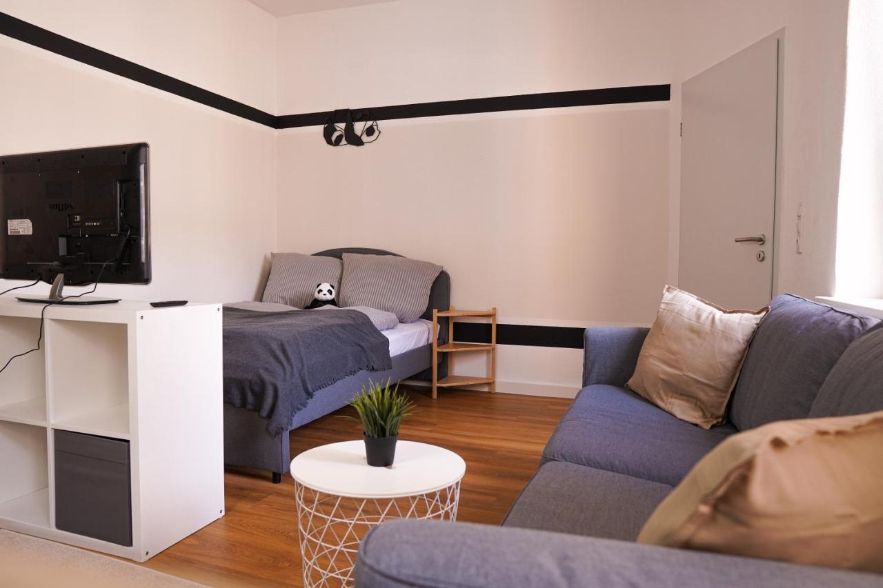 Fullhouse - Halle - T28 - Panda Apartment Екстер'єр фото