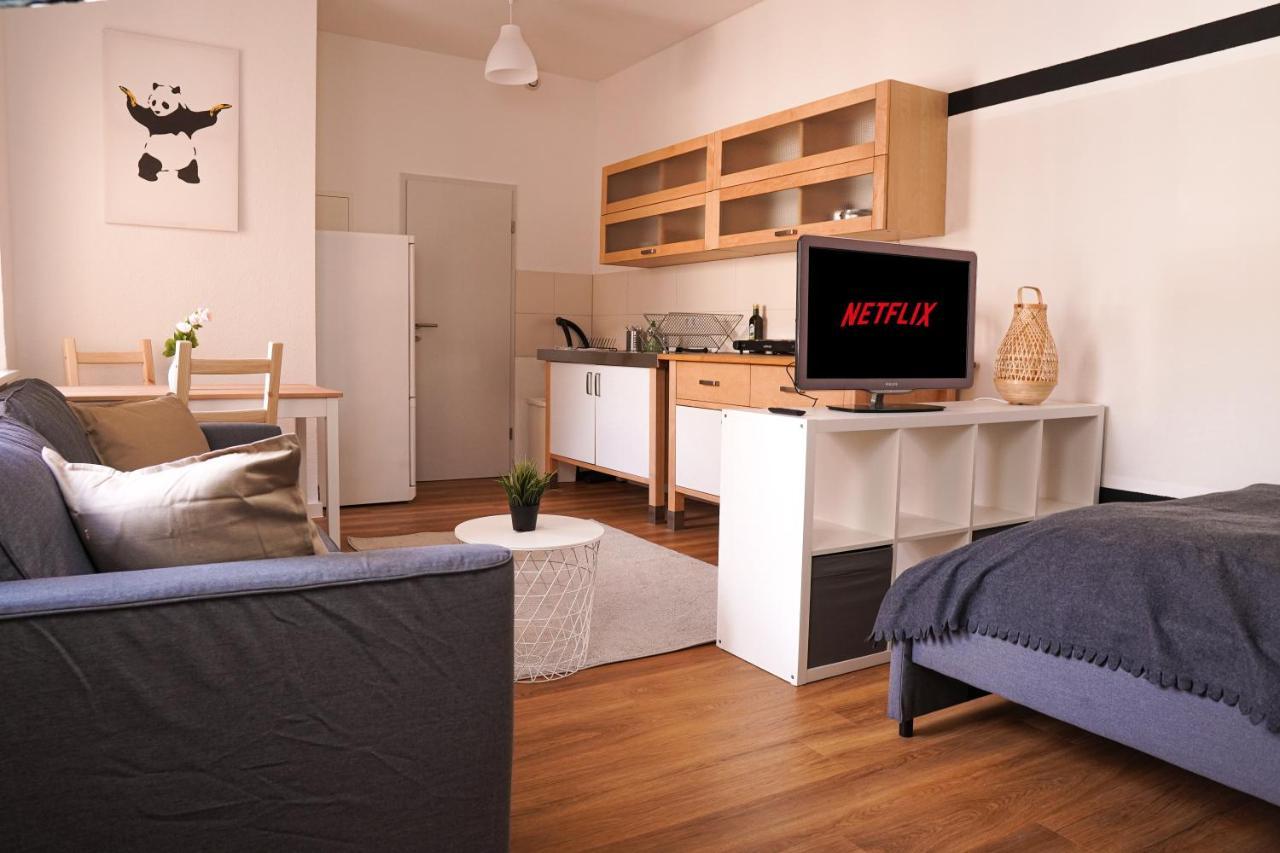 Fullhouse - Halle - T28 - Panda Apartment Екстер'єр фото