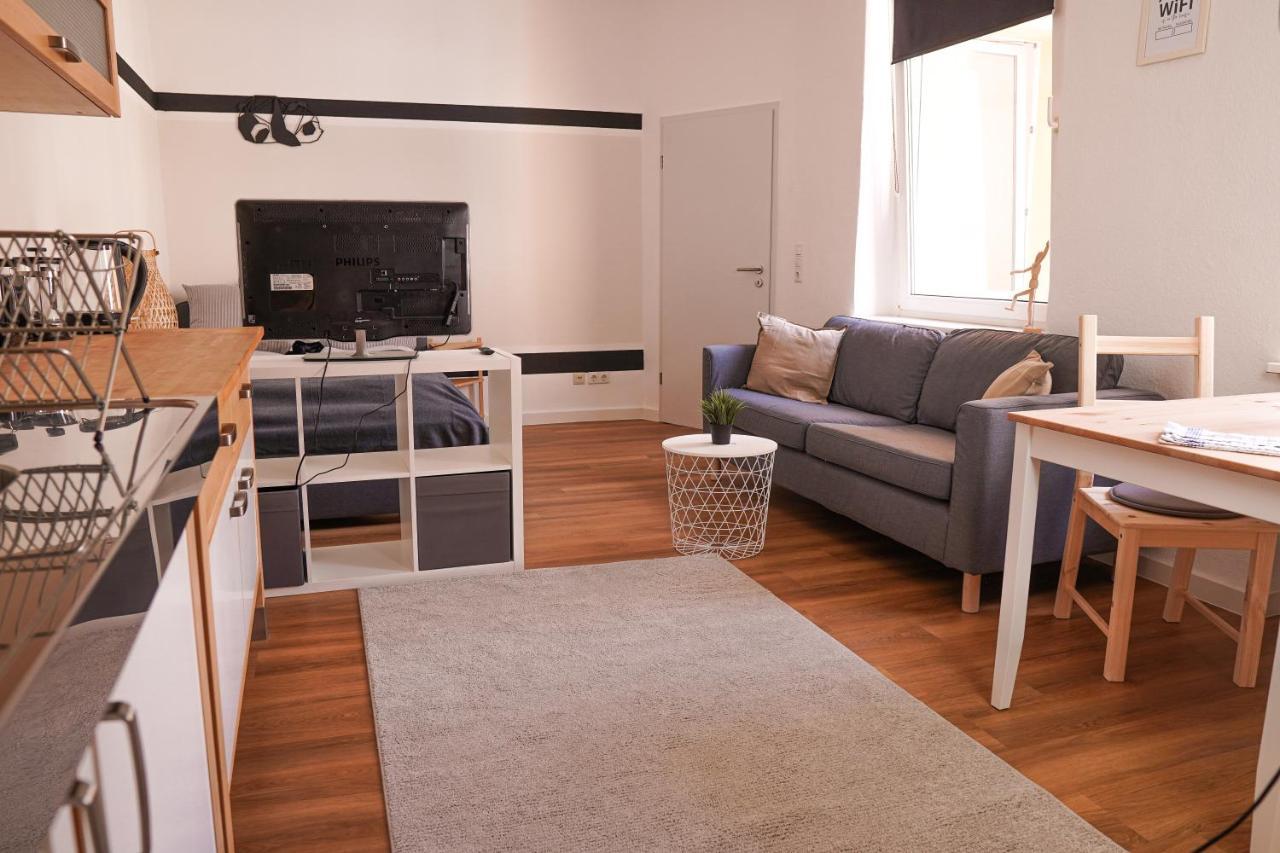 Fullhouse - Halle - T28 - Panda Apartment Екстер'єр фото