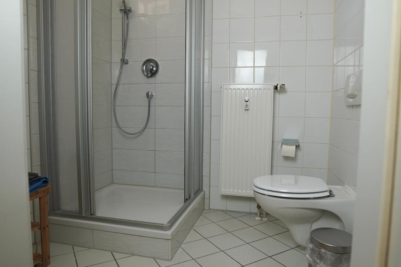 Fullhouse - Halle - T28 - Panda Apartment Екстер'єр фото